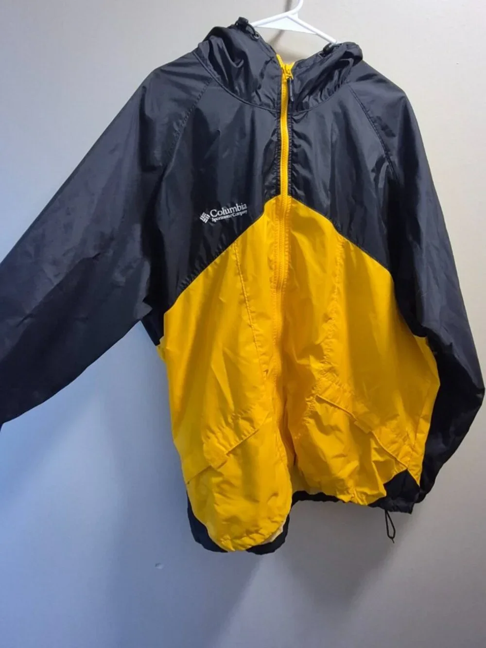 Columbia Sportswear Men's XL Windbreaker Jacket Navy Blue Yellow Colorblock